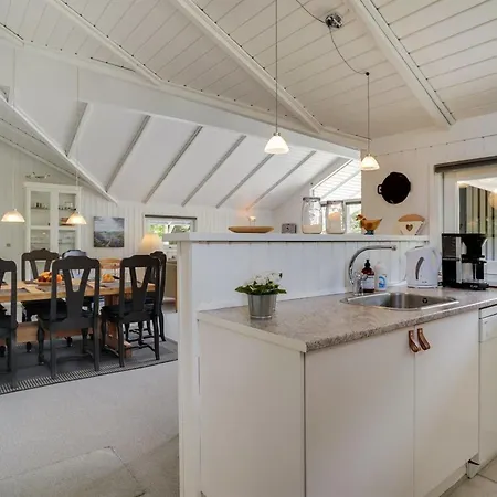 Holiday home Jannick - 1-5km From The Sea By Interhome *