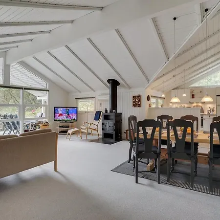 Semesterbostad Jannick - 1-5km From The Sea By Interhome Blåvand